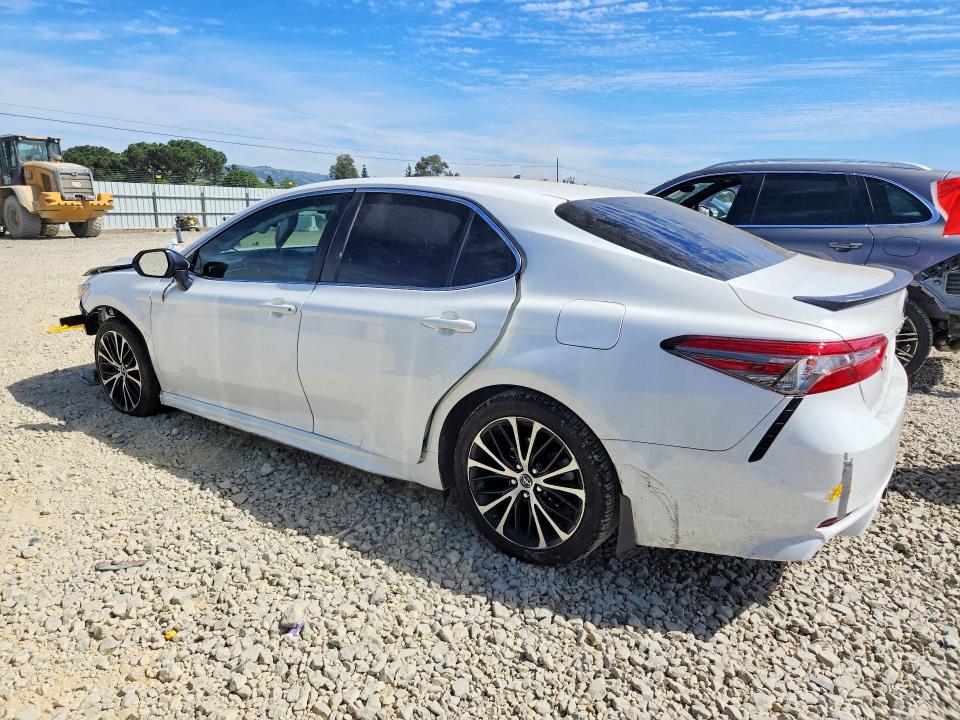 47415946 :رقم المزاد ، JTNB11HK5J3034769 vin ، 2018 Toyota Camry مزاد بيع
