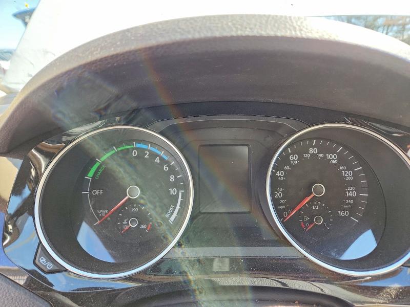 47232736 :رقم المزاد ، 3VW637AJ5FM408403 vin ، 2015 Volkswagen Jetta مزاد بيع