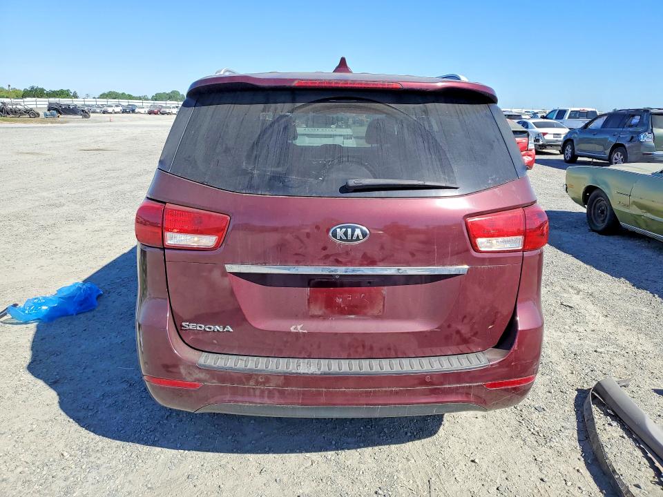 2015 Kia Sedona მანქანა იყიდება აუქციონზე, vin: KNDMC5C16F6045864, აუქციონის ნომერი: 47210216