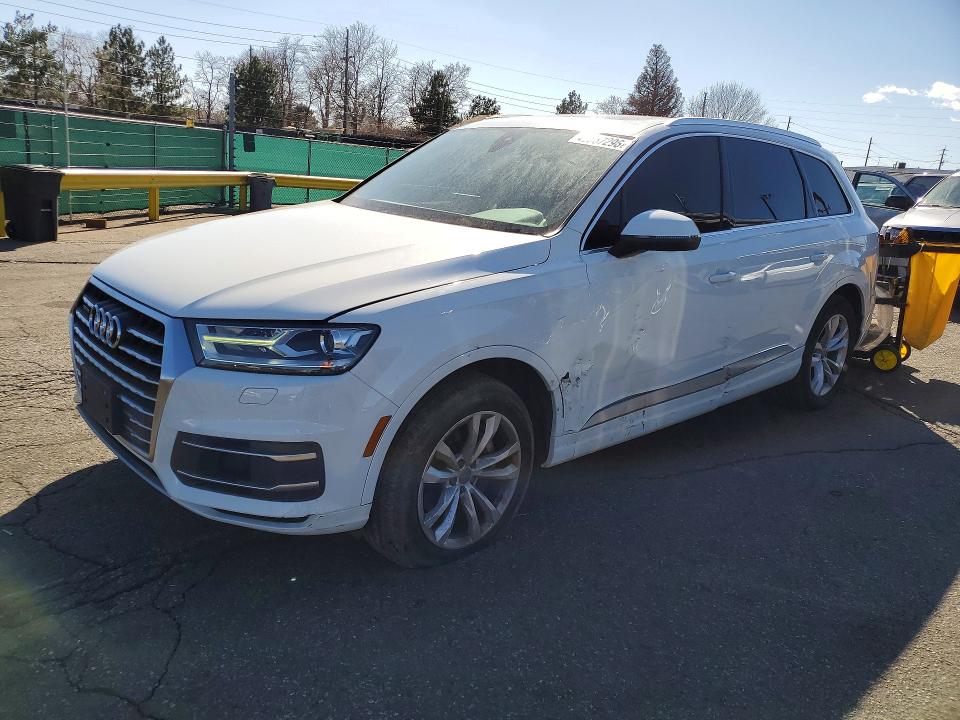 2017 Audi Q7 მანქანა იყიდება აუქციონზე, vin: WA1AAAF76HD006444, აუქციონის ნომერი: 45957296