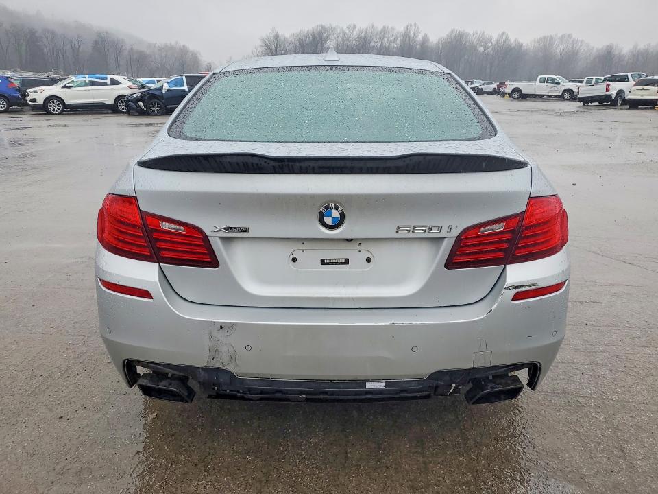 41694216 :رقم المزاد ، WBAKP9C51FD693790 vin ، 2015 Bmw 550 مزاد بيع