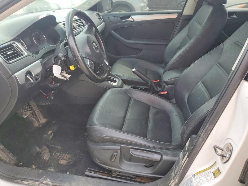 47360146 :رقم المزاد ، 3VWDX7AJ6DM352402 vin ، 2013 Volkswagen Jetta مزاد بيع