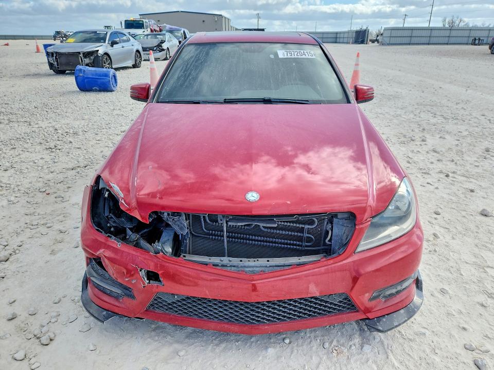 79720415 :رقم المزاد ، WDDGF4HB6EA962157 vin ، 2014 Mercedes-benz C مزاد بيع