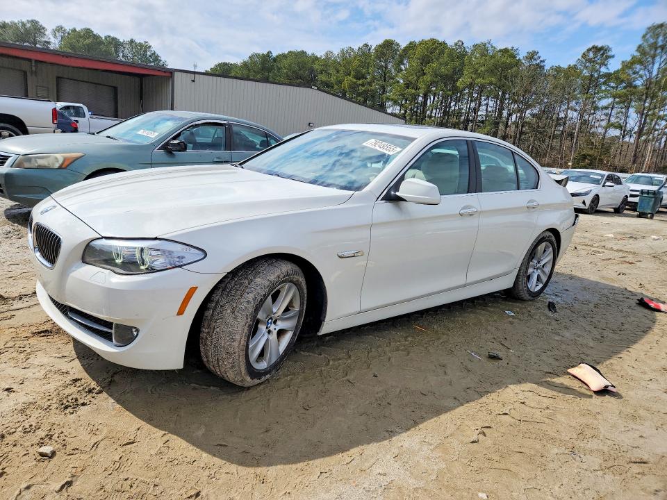2011 Bmw 528 მანქანა იყიდება აუქციონზე, vin: WBAFR1C56BC736890, აუქციონის ნომერი: 79249555