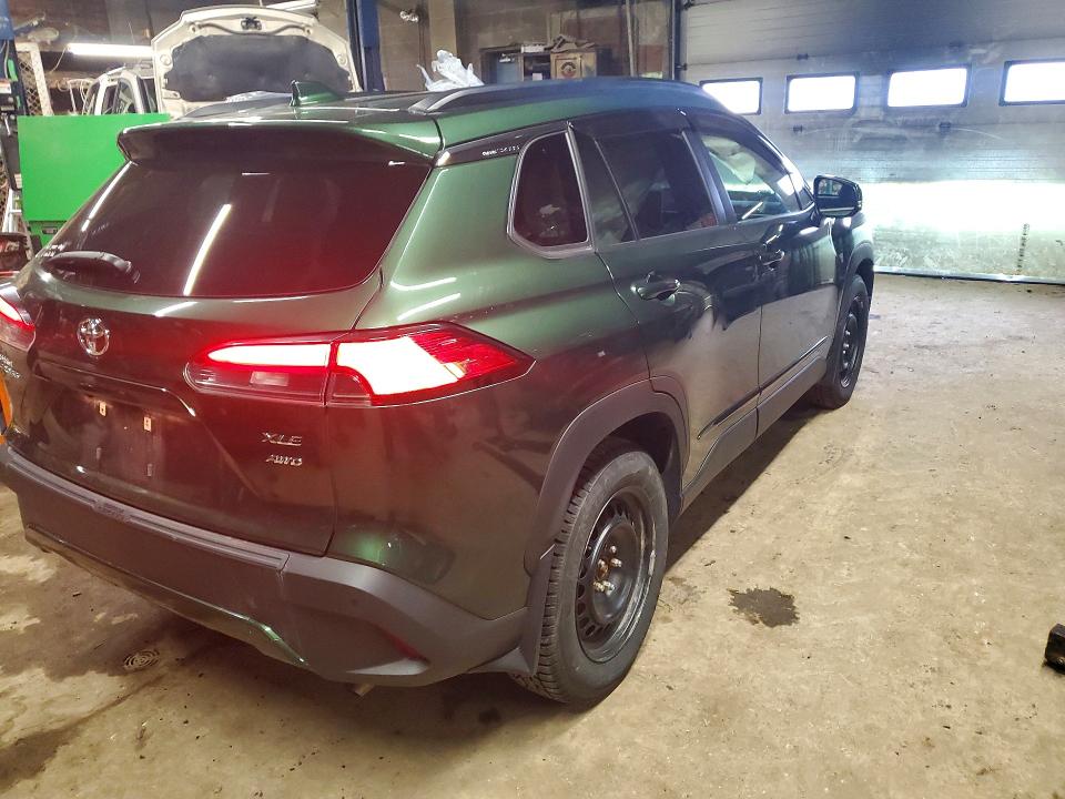 Продажа на аукционе авто 2023 Toyota Corolla Cross, vin: 7MUDAABG9PV045918, номер лота: 79980905