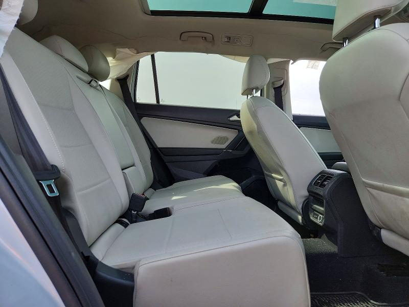 Продаж на аукціоні авто 2018 Volkswagen Tiguan, vin: 3VV2B7AX2JM040443, номер лоту: 47304006