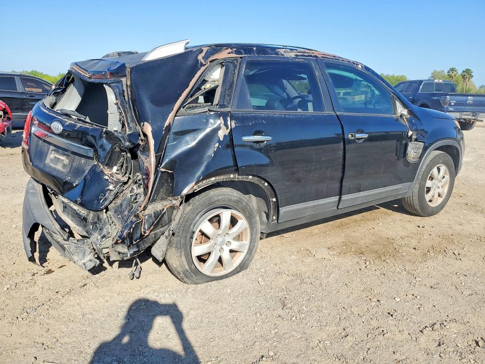 Auction sale of the 2011 Kia Sorento, vin: 5XYKT3A19BG045735, lot number: 46760346