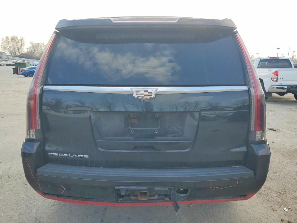 2015 Cadillac Escalade მანქანა იყიდება აუქციონზე, vin: 1GYS4MKJ1FR656863, აუქციონის ნომერი: 47135996