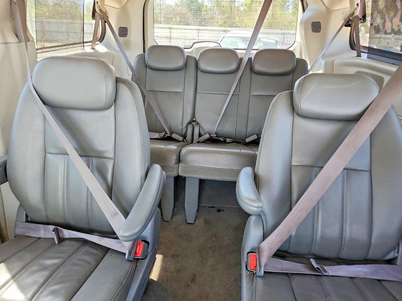 46514856 :رقم المزاد ، 2A4RR5D16AR227093 vin ، 2010 Chrysler Town & Country مزاد بيع