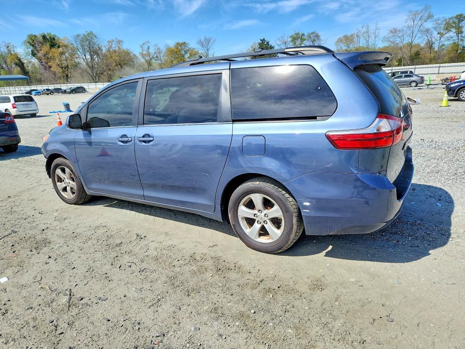 2015 Toyota Sienna მანქანა იყიდება აუქციონზე, vin: 5TDKK3DC8FS583559, აუქციონის ნომერი: 47018106