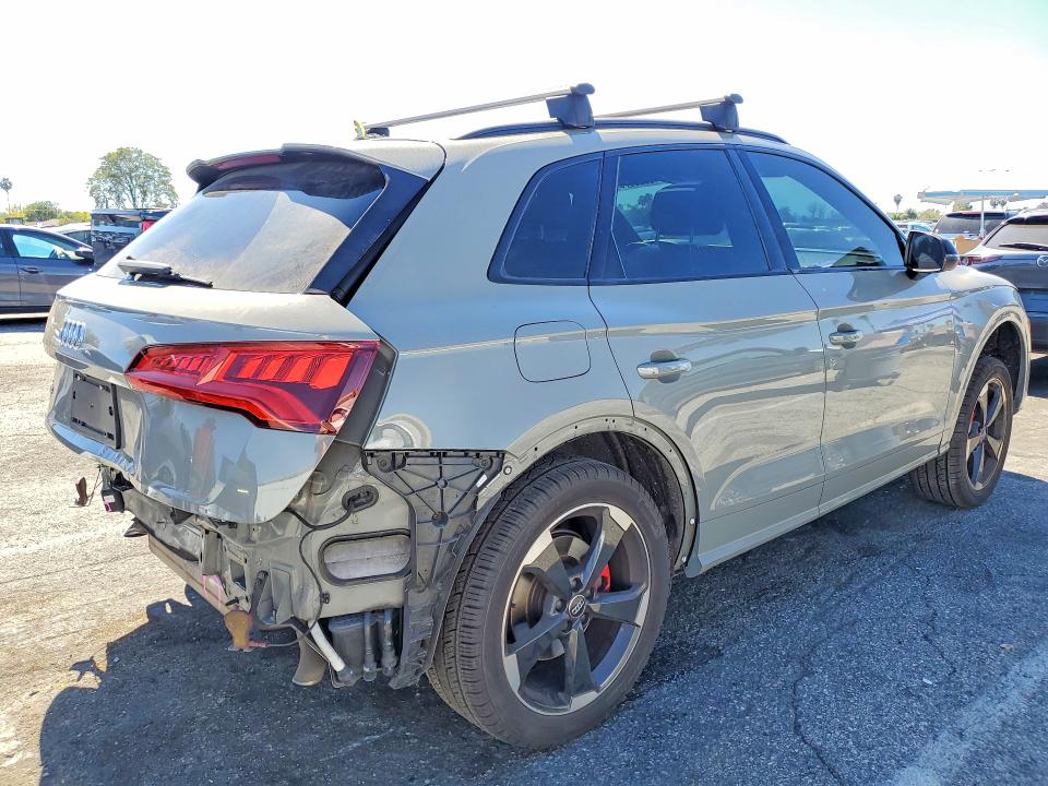 2020 Audi Sq5 მანქანა იყიდება აუქციონზე, vin: WA1B4AFY8L2027126, აუქციონის ნომერი: 45620836