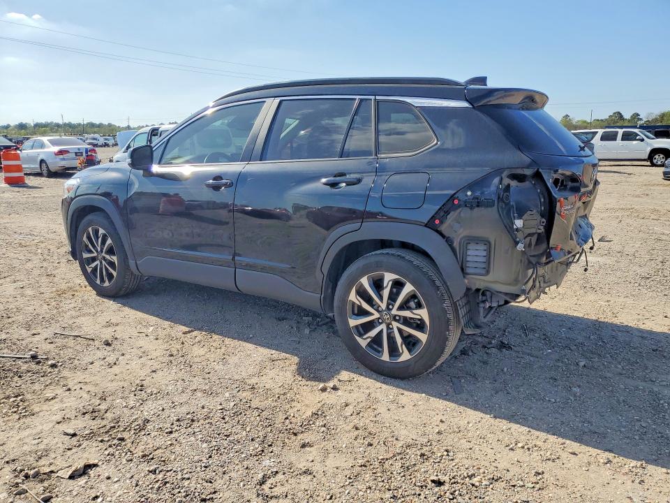 46900606 :رقم المزاد ، 7MUEAAAGXNV015815 vin ، 2022 Toyota Corolla Cross مزاد بيع