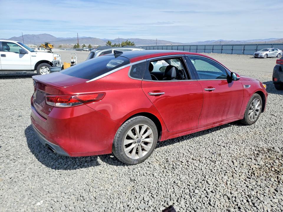 Продажа на аукционе авто 2018 Kia Optima, vin: 5XXGT4L38JG203897, номер лота: 46176616
