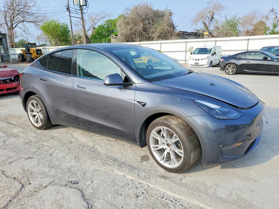 41699716 :رقم المزاد ، 7SAYGDEE9PF979056 vin ، 2023 Tesla Model Y مزاد بيع