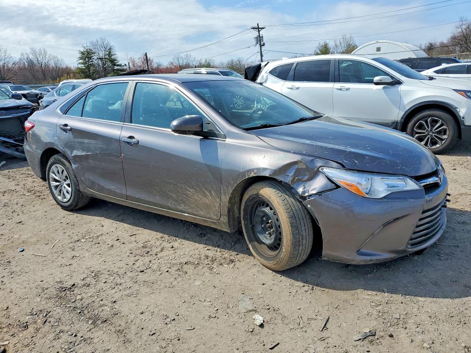46274146 :رقم المزاد ، 4T1BF1FK7HU792184 vin ، 2017 Toyota Camry مزاد بيع