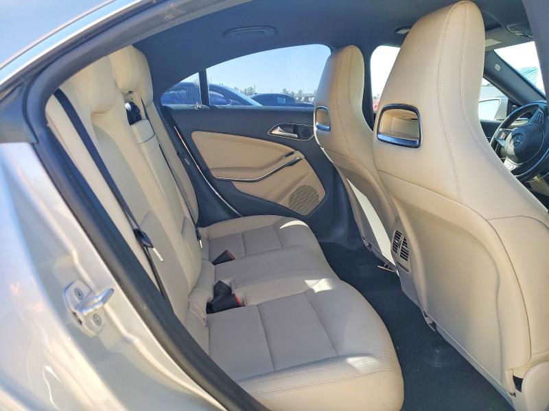 Продаж на аукціоні авто 2015 Mercedes-benz Cla, vin: WDDSJ4EB1FN180761, номер лоту: 45457306