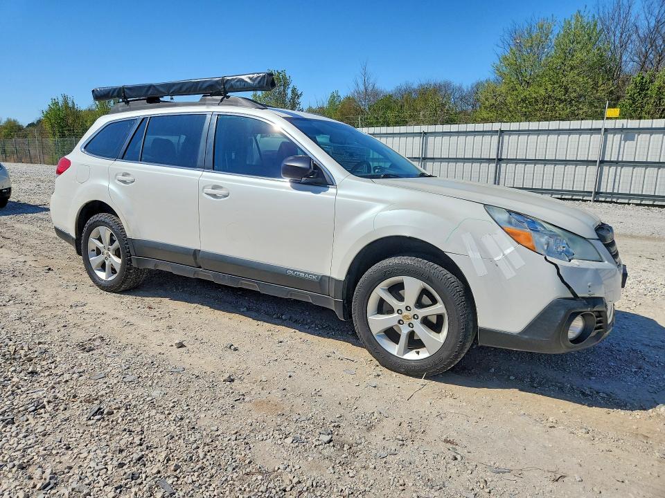 47589506 :رقم المزاد ، 4S4BRCAC0E3228252 vin ، 2014 Subaru Outback مزاد بيع