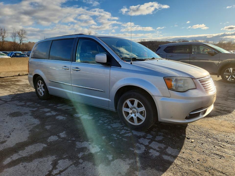 2011 Chrysler Town & Country მანქანა იყიდება აუქციონზე, vin: 2A4RR5DG4BR797406, აუქციონის ნომერი: 46345456