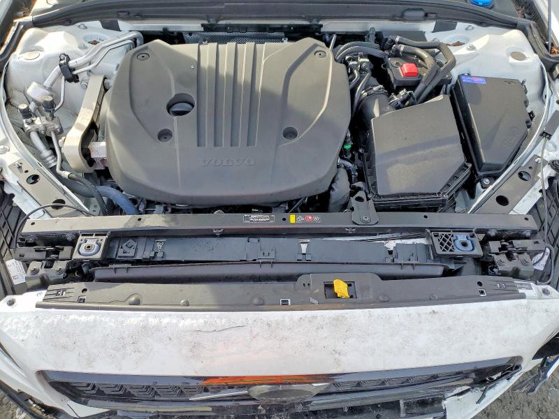 2024 Volvo S60 მანქანა იყიდება აუქციონზე, vin: 7JRL12FL6RG304057, აუქციონის ნომერი: 41673076