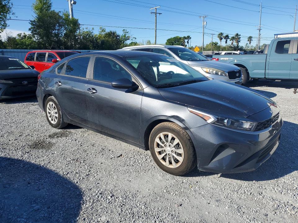 45882946 :رقم المزاد ، 3KPF24AD4PE677969 vin ، 2023 Kia Forte مزاد بيع