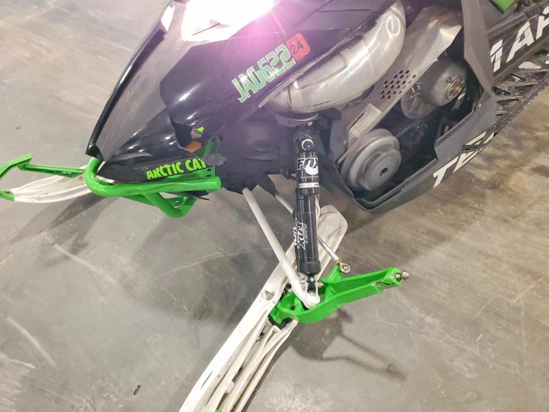 2016 Arctic Cat Snowmobile მანქანა იყიდება აუქციონზე, vin: 4UF16SNWXGT103052, აუქციონის ნომერი: 79299555