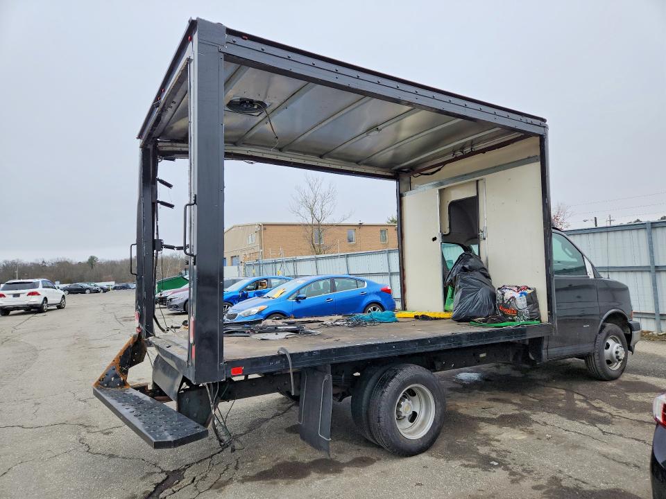 50682206 :رقم المزاد ، 1GB3GRC73P1246281 vin ، 2023 Chev Express G3500 مزاد بيع