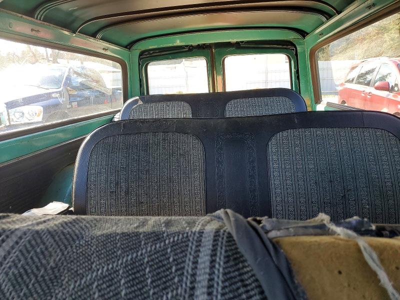1971 Chev C20 Suburban Custom Delux მანქანა იყიდება აუქციონზე, vin: CE261Z608733, აუქციონის ნომერი: 46375576
