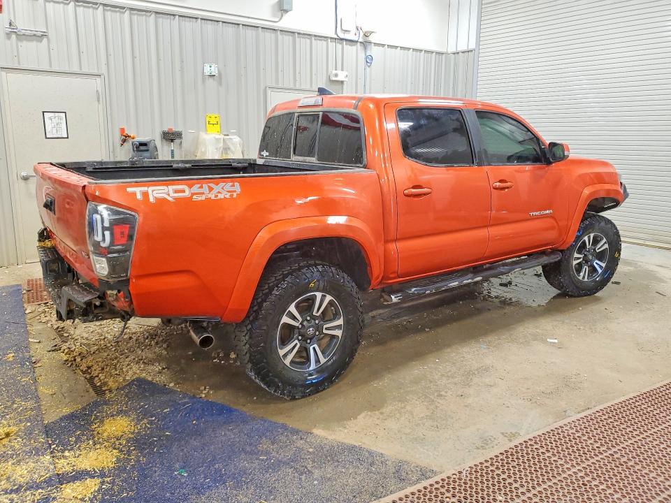 Продаж на аукціоні авто 2016 Toyota Tacoma, vin: 5TFCZ5AN1GX035402, номер лоту: 79294735