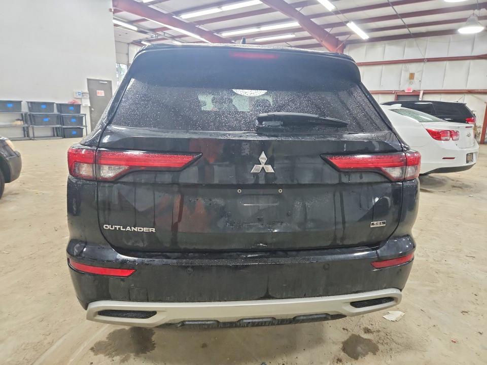 Продаж на аукціоні авто 2022 Mitsubishi Outlander, vin: JA4J3VA82NZ057925, номер лоту: 45627566