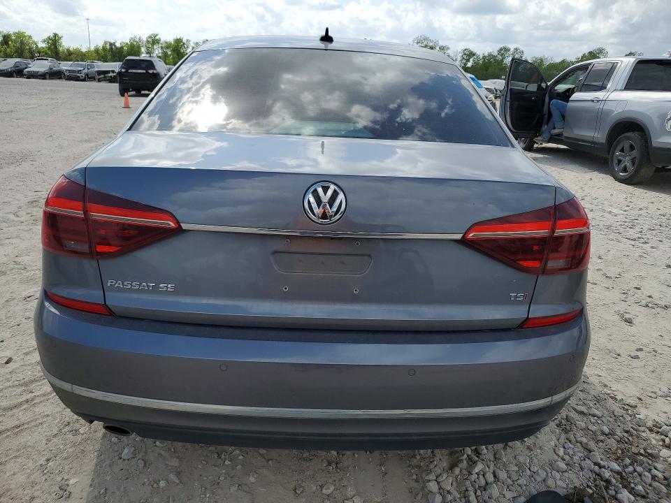 48265226 :رقم المزاد ، 1VWBA7A34JC007294 vin ، 2018 Volkswagen Passat مزاد بيع