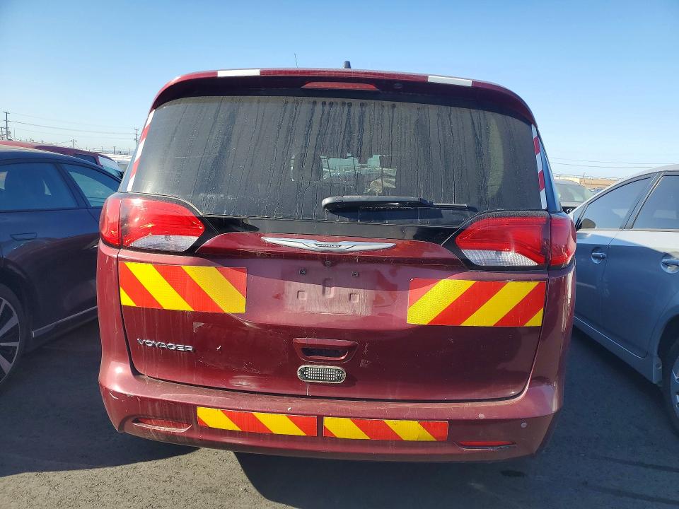 Продаж на аукціоні авто 2021 Chrysler Voyager, vin: 2C4RC1DG9MR549686, номер лоту: 41592116