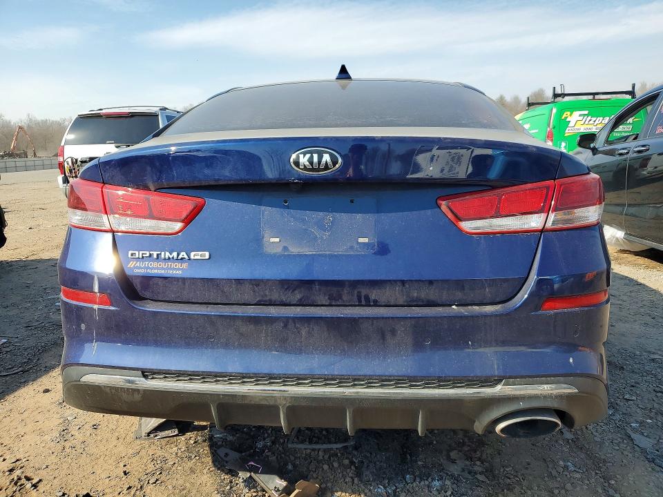 2019 Kia Optima მანქანა იყიდება აუქციონზე, vin: 5XXGT4L30KG303803, აუქციონის ნომერი: 47623466