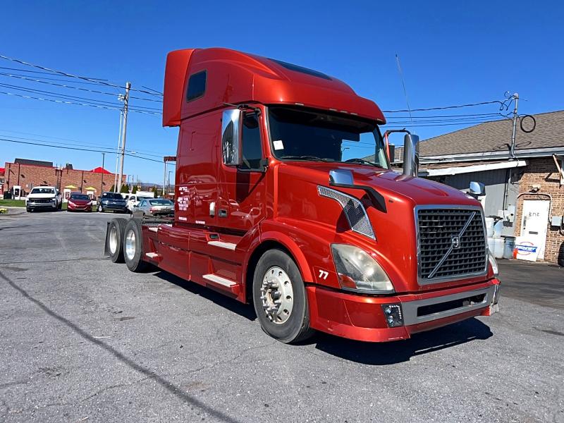 Продажа на аукционе авто 2014 Volvo Vn, vin: 4V4NC9TJ6EN177222, номер лота: 47562866