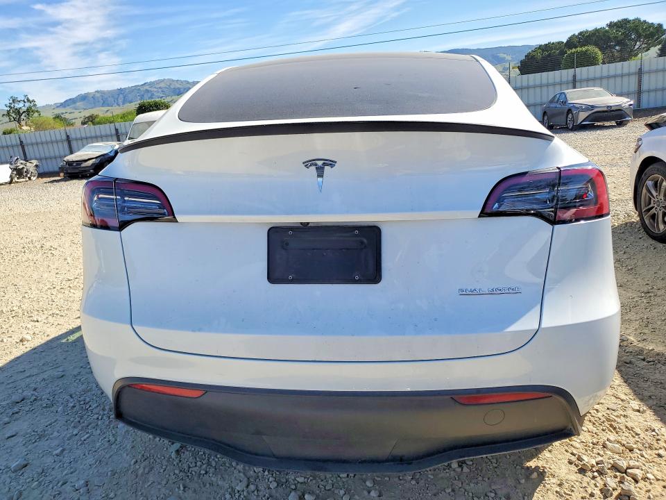 46769326 :رقم المزاد ، 7SAYGDEF3PF707529 vin ، 2023 Tesla Model Y مزاد بيع