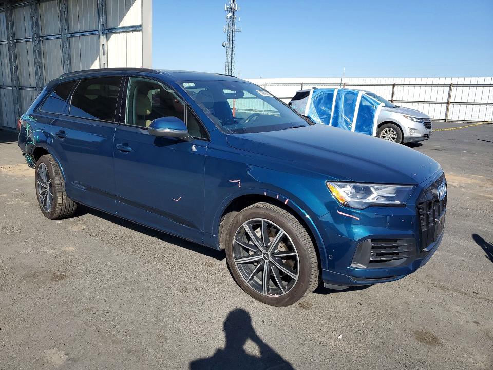Продажа на аукционе авто 2021 Audi Q7, vin: WA1LXAF78MD021304, номер лота: 79976405