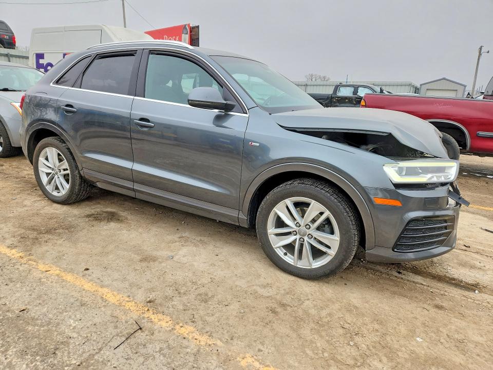 2018 Audi Q3 მანქანა იყიდება აუქციონზე, vin: WA1JCCFS8JR011633, აუქციონის ნომერი: 79682975