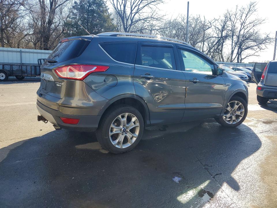 Продаж на аукціоні авто 2016 Ford Escape, vin: 1FMCU9J96GUA80258, номер лоту: 47011726