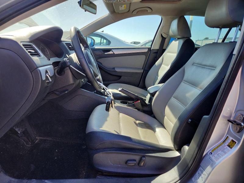 46665606 :رقم المزاد ، 3VW637AJ6EM266853 vin ، 2014 Volkswagen Jetta مزاد بيع