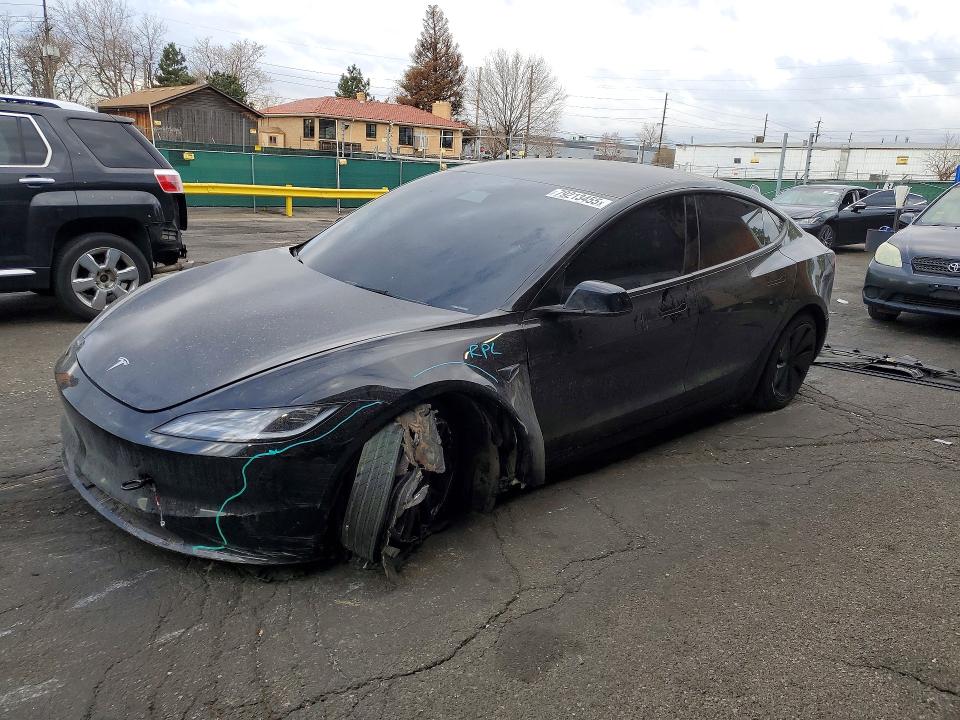Auction sale of the 2025 Tesla Model 3, vin: 5YJ3E1EA5SF978293, lot number: 79213455
