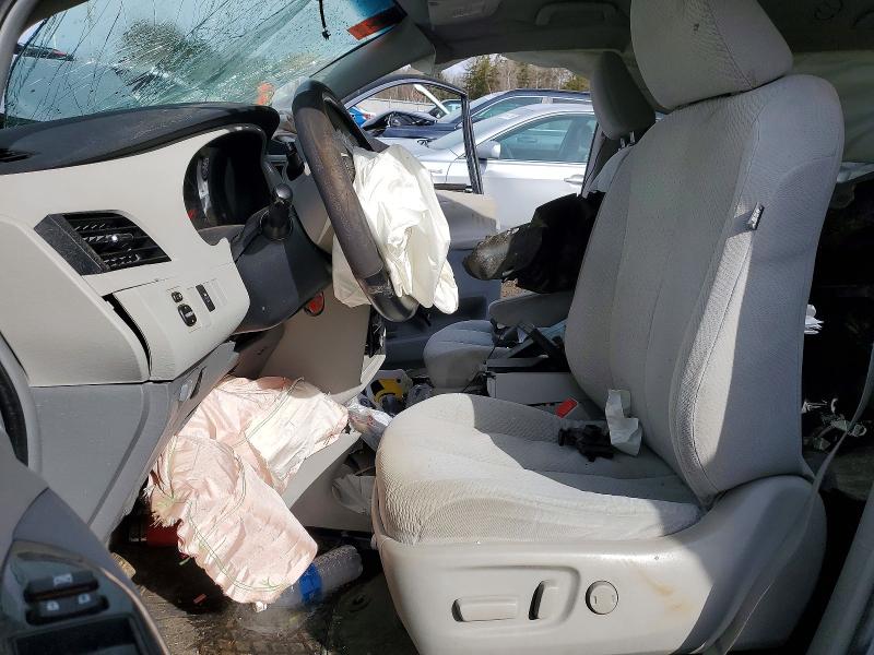 2011 Toyota Sienna მანქანა იყიდება აუქციონზე, vin: 5TDKK3DC1BS097539, აუქციონის ნომერი: 46301916