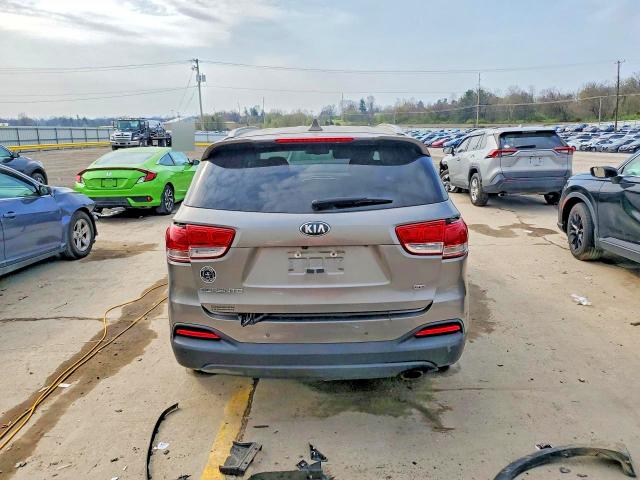 46811966 :رقم المزاد ، 5XYPGDA39JG415212 vin ، 2018 Kia Sorento مزاد بيع