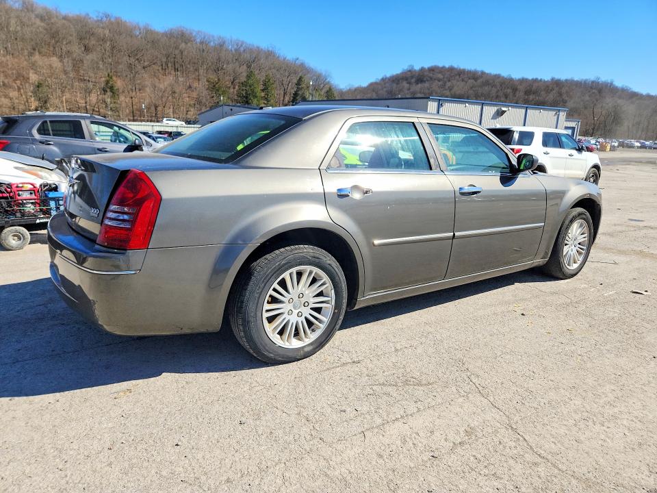 Продаж на аукціоні авто 2010 Chrysler 300, vin: 2C3CA5CV1AH266109, номер лоту: 41880446