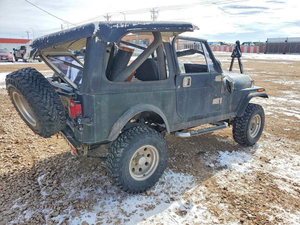 46289316 :رقم المزاد ، 1JCCN87E9DT045925 vin ، 1983 Jeep Jeep مزاد بيع