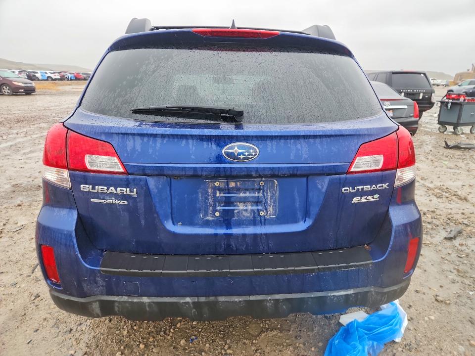 79829135 :رقم المزاد ، 4S4BRBKC6B3437838 vin ، 2011 Subaru Outback مزاد بيع