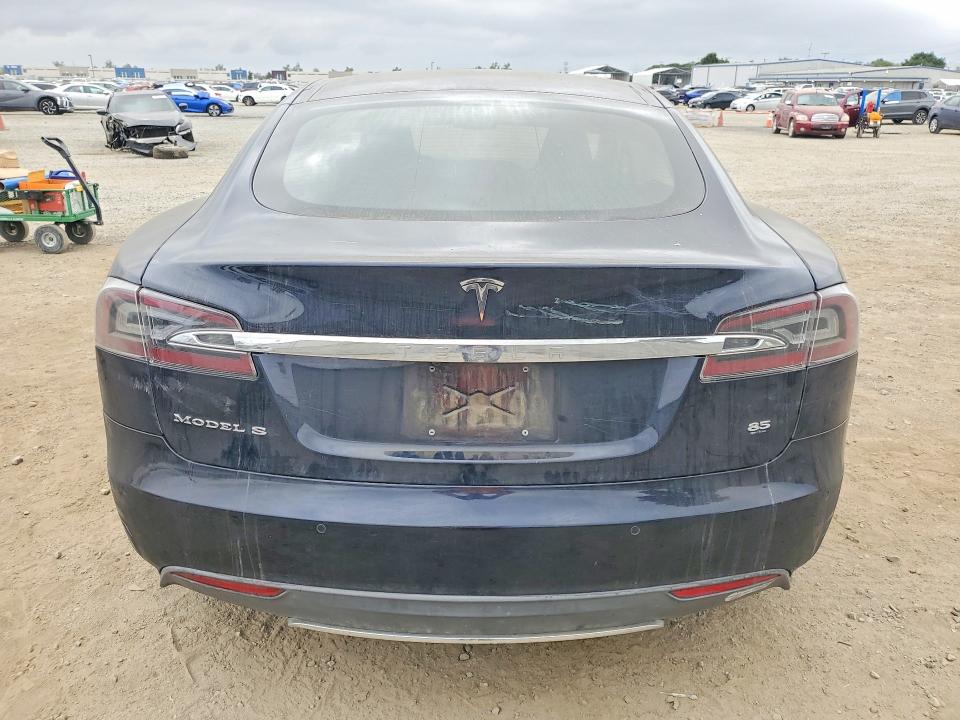 2014 Tesla Model S მანქანა იყიდება აუქციონზე, vin: 5YJSA1H18EFP56161, აუქციონის ნომერი: 48049316