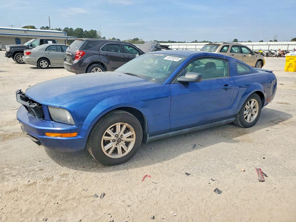 2007 Ford Mustang მანქანა იყიდება აუქციონზე, vin: 1ZVFT80N775337660, აუქციონის ნომერი: 46753076