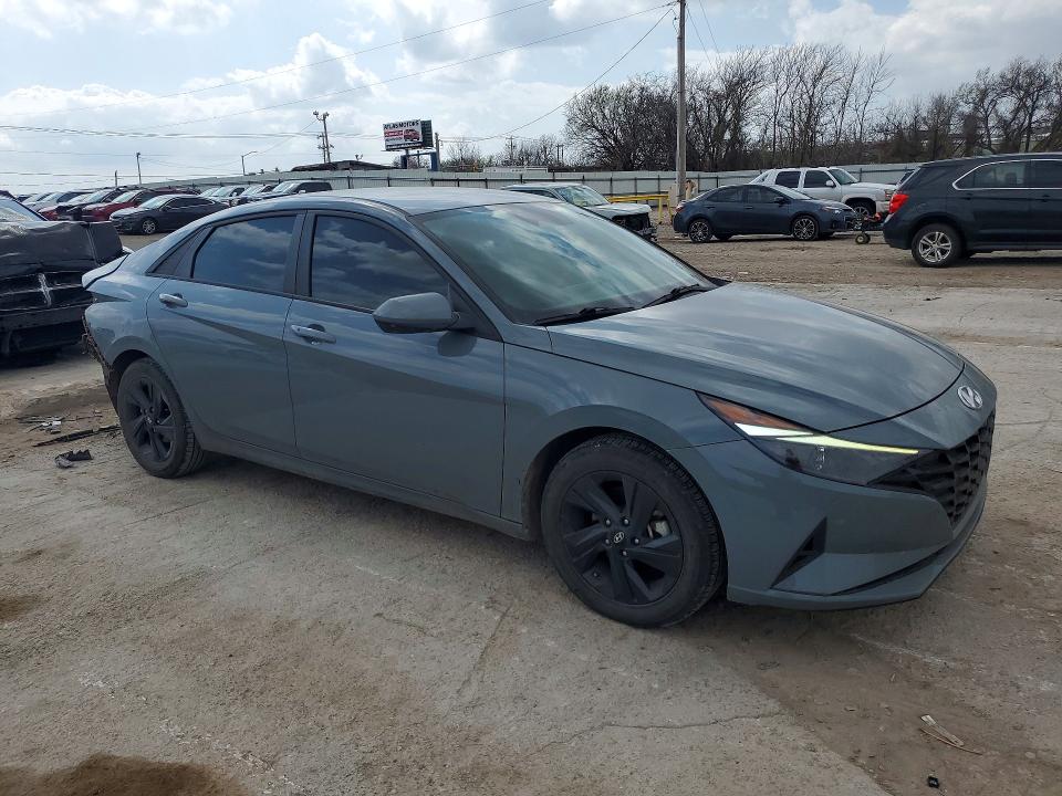 2022 Hyundai Elantra მანქანა იყიდება აუქციონზე, vin: KMHLM4AG3NU332675, აუქციონის ნომერი: 41841296