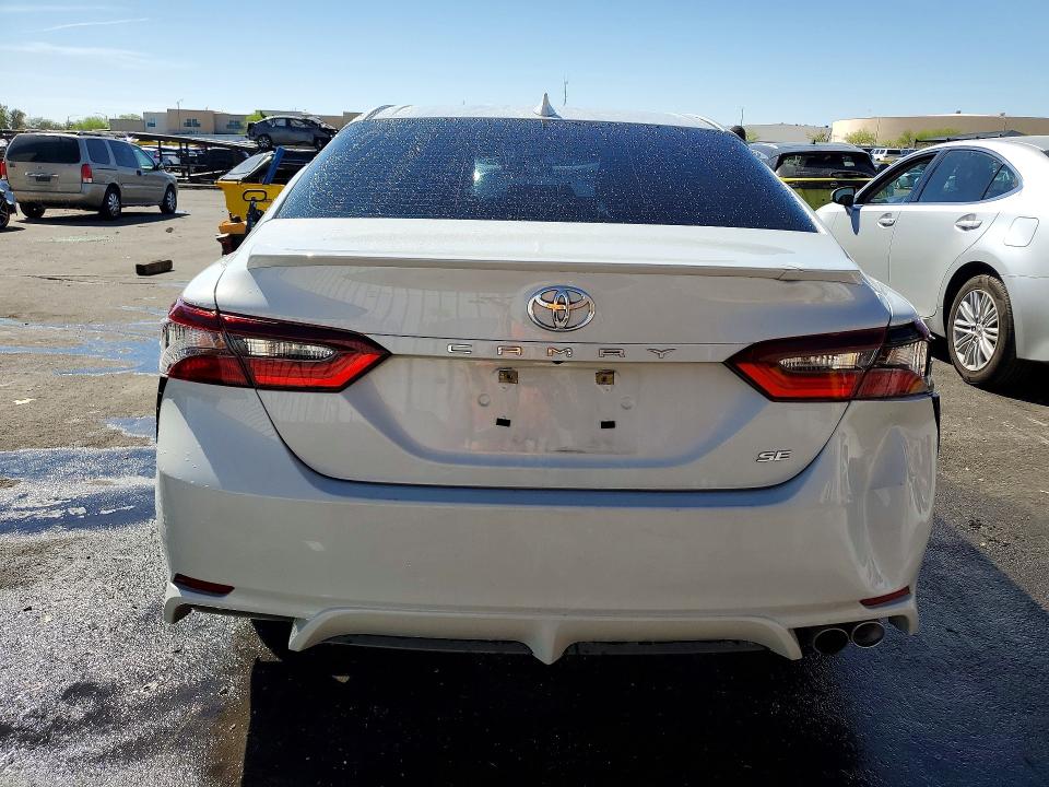 46887346 :رقم المزاد ، 4T1G11AK1PU129400 vin ، 2023 Toyota Camry مزاد بيع