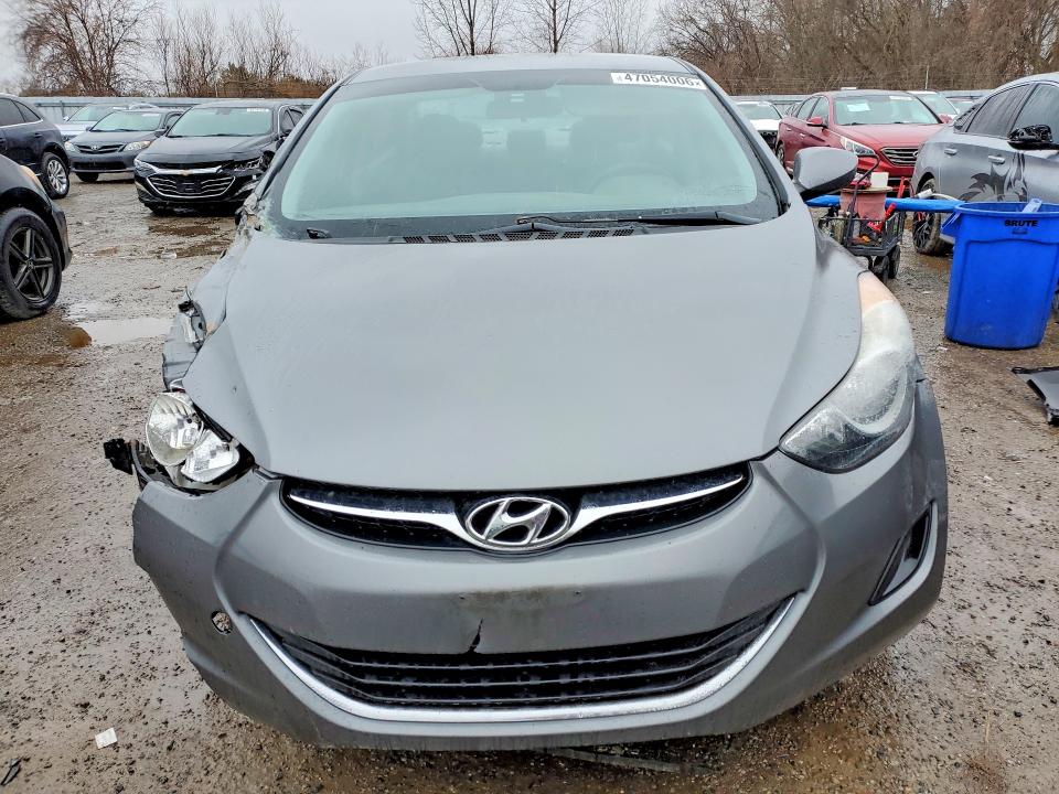 47054006 :رقم المزاد ، 5NPDH4AE5DH286299 vin ، 2013 Hyundai Elantra مزاد بيع