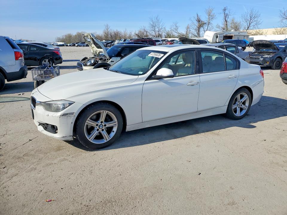 2013 Bmw 328 მანქანა იყიდება აუქციონზე, vin: WBA3B3C54DF538555, აუქციონის ნომერი: 47266636